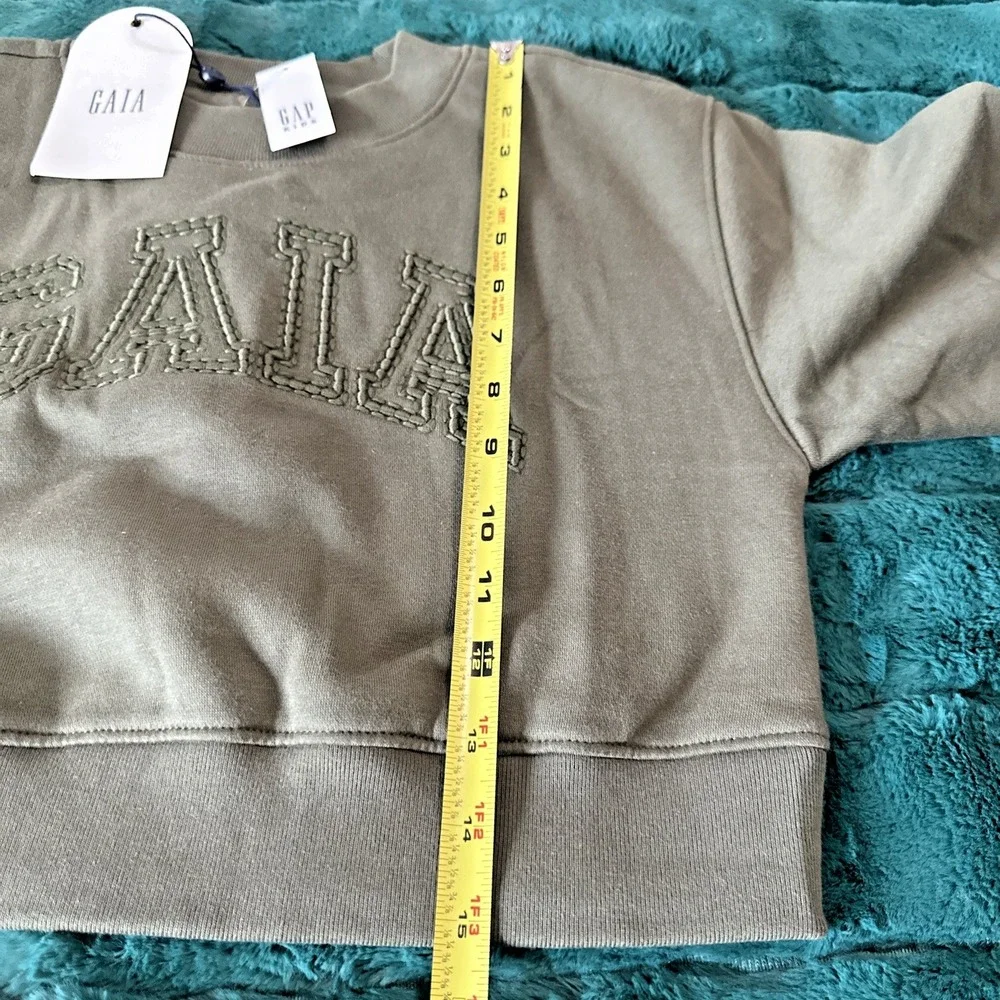 Gap x Cult Gaia Girl Size M (8) Cropped Logo Sweatshirt Vintage Soft Olive Green